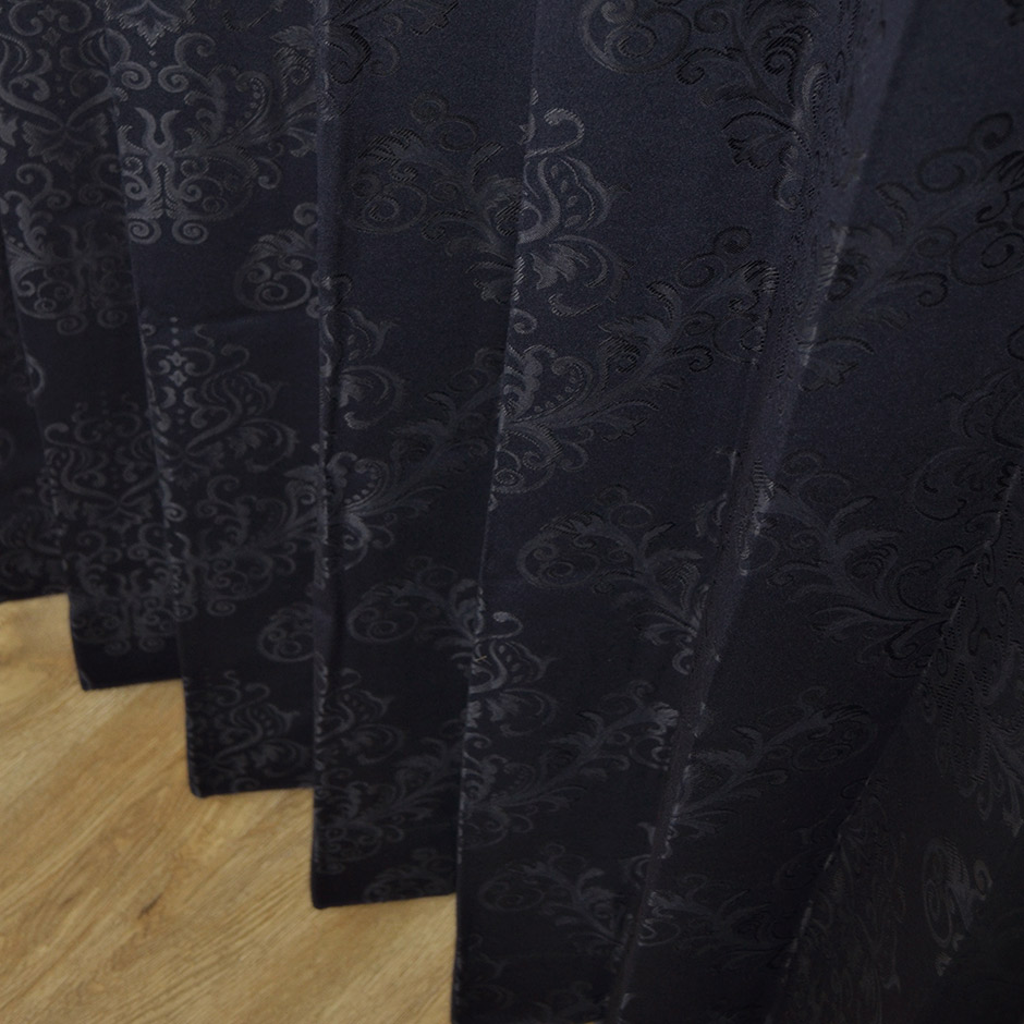 クラシカルなオーナメント柄のジャガード織2級遮光カーテン　オルセ